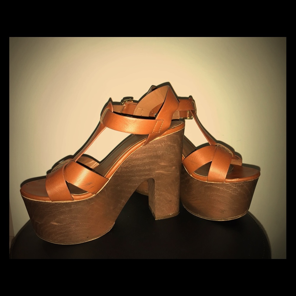 Tan retro heels